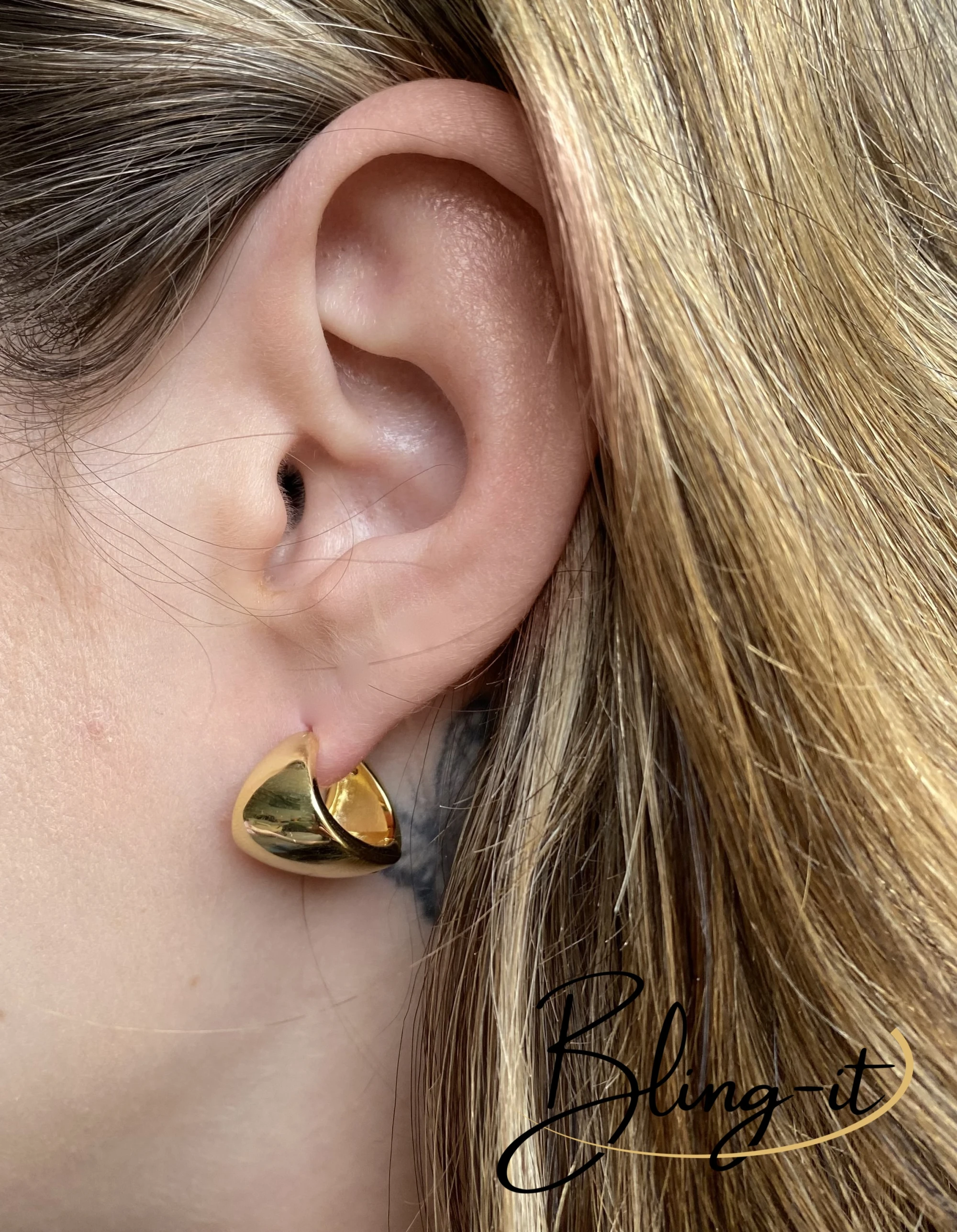 Statement Earrings / 14 Karat Goldplated / Bling-It