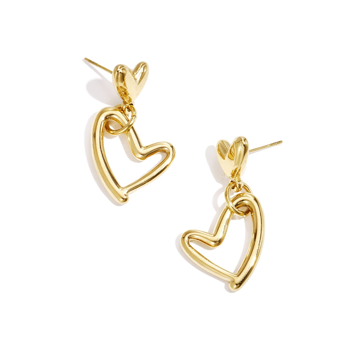 Open and closed heart stud earrings gold