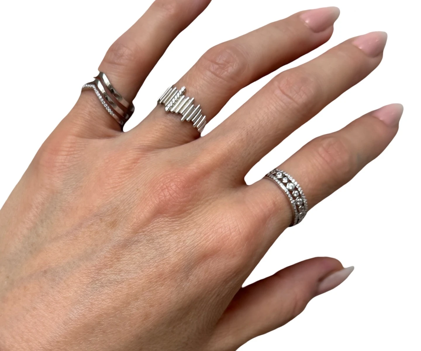 Klassieke zilveren ring met zirkonia - detailaanzicht