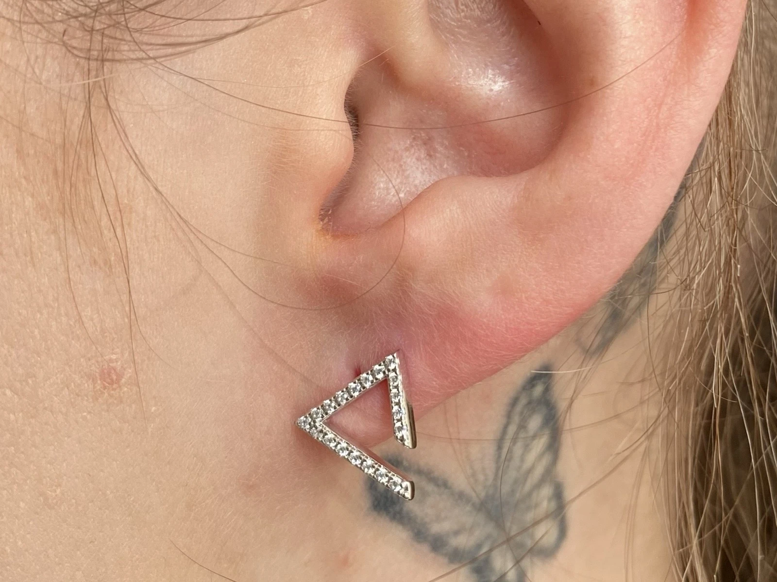 Oorsteker triangel/zilver/zirkonia